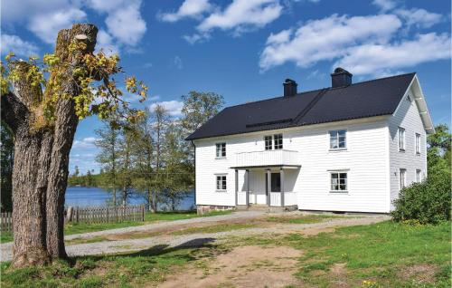 Cozy Home In Lammhult With Sauna