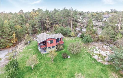 2 Bedroom Beautiful Home In Strmstad