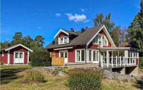 Stunning Home In Ronneby With House Sea View