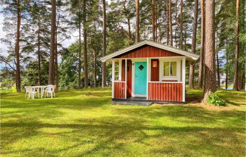 Cozy Home In Ljungby With Kitchen